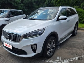 2018 Kia Sorento III Prime Рестайлинг, белый, 2900000 рублей, вид 1