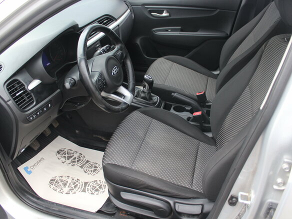2018 Kia Rio IV, серебристый - вид 4