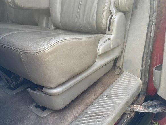 2000 Mazda MPV II (LW), красный, 290000 рублей - вид 18