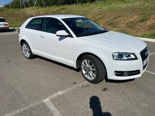 2011 Audi A3 II (8P) Рестайлинг 2, белый, 1090000 рублей, вид 4