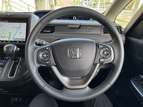 2022 Honda Freed II Рестайлинг, белый - вид 7