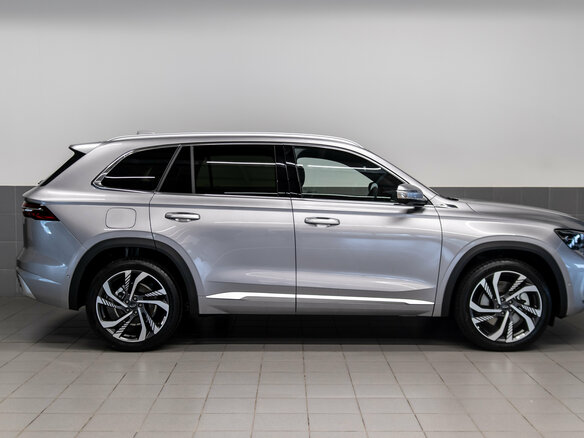 2026 Geely Monjaro I, серебристый, 4599990 рублей - вид 5