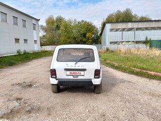 2001 Lada (ВАЗ) 2121 (4x4) I Рестайлинг, белый, 300000 рублей, вид 2