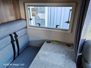 2018 Toyota HiAce H200 Рестайлинг, белый, 3799666 рублей, вид 4