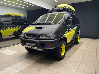 2000 Mitsubishi Delica IV, чёрный, 1500000 рублей, вид 3