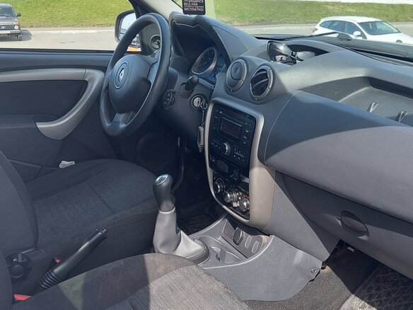 2014 Renault Duster I, серый, 950000 рублей - вид 4