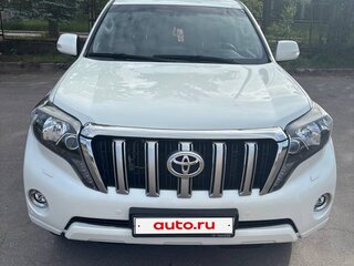 2017 Toyota Land Cruiser Prado 150 Series Рестайлинг 1, белый, 3900000 рублей, вид 2