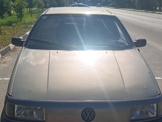 1988 Volkswagen Passat B3, серебристый, 139000 рублей, вид 1