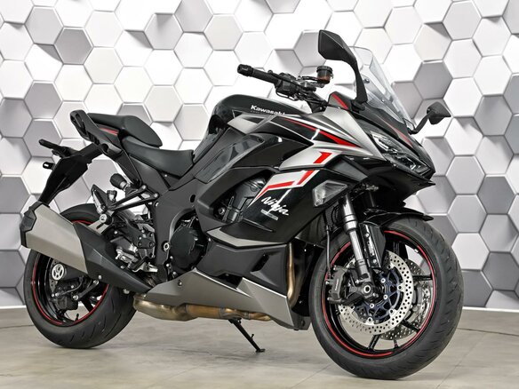 2024 Kawasaki Ninja 1000 SX, чёрный, 1477000 рублей