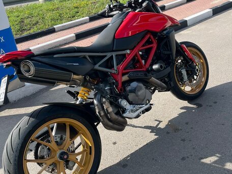 2020 Ducati Hypermotard, красный, 1250000 рублей, вид 2
