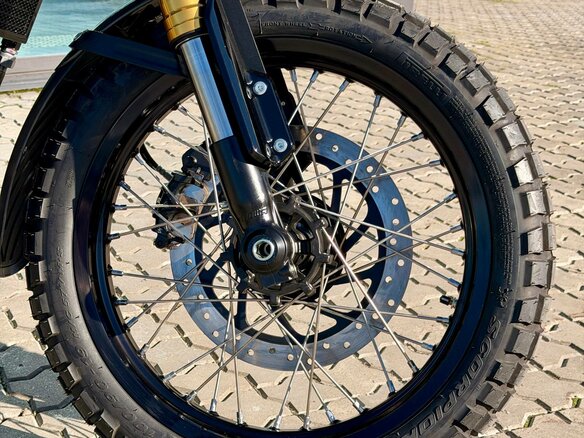 2026 Royal Enfield Bear 650, чёрный, 737000 рублей - вид 6