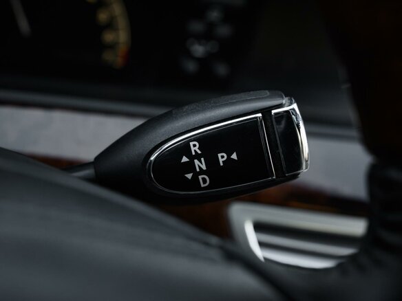 2008 Mercedes-Benz S-Класс 350 V (W221), белый, 999000 рублей - вид 18