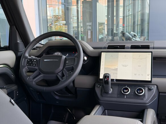 2025 Land Rover Defender 110 II, зелёный, 11500000 рублей - вид 8