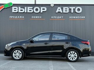 2017 Kia Rio IV, чёрный, 1380000 рублей, вид 4