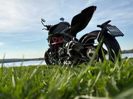 2015 MV Agusta Brutale 800, чёрный, 730000 рублей, вид 4