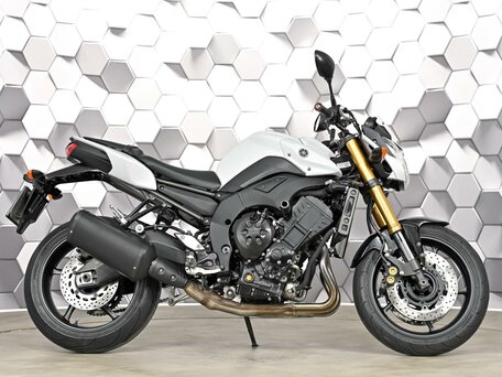 2014 Yamaha FZ8, белый, 655000 рублей, вид 3