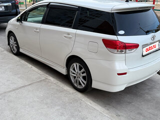 2011 Toyota Wish II, белый, 1100000 рублей, вид 4