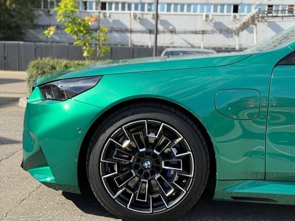 2025 BMW M5 VII (G90), зелёный, 21250000 рублей - вид 11