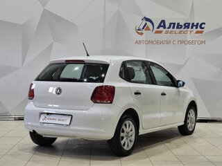 2010 Volkswagen Polo Cross V, белый, 615000 рублей, вид 3