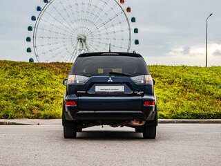 2010 Mitsubishi Outlander II Рестайлинг, синий, 1130000 рублей, вид 4