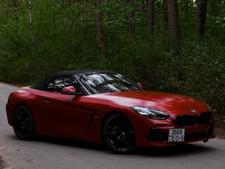2019 BMW Z4 30i III (G29), пурпурный, 3000000 рублей, вид 4