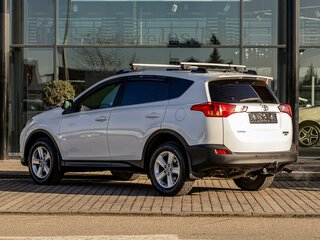 2015 Toyota RAV4 IV (XA40), белый, 1695000 рублей, вид 4
