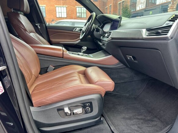 2020 BMW X5 30d IV (G05/G18), чёрный, 8000000 рублей - вид 14