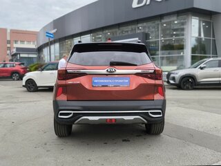2020 Kia Seltos I, красный, 1850000 рублей, вид 5