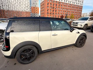 2012 Mini Clubman Cooper I Рестайлинг, белый, 940000 рублей, вид 3