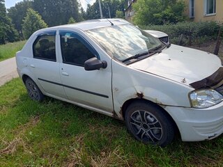 2013 Renault Logan I Рестайлинг, белый, 220000 рублей, вид 3
