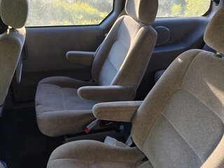 2004 Kia Carnival I Рестайлинг, серый, 450000 рублей, вид 4