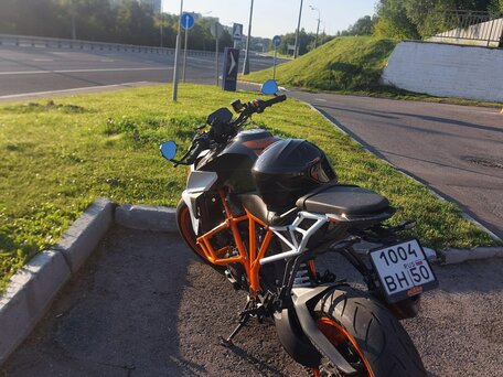 2017 KTM 1290 Super Duke R, белый, 950000 рублей, вид 5