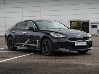 2018 Kia Stinger I, чёрный, 2498000 рублей, вид 4