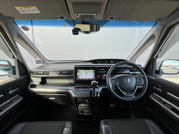 2019 Honda Stepwgn Spada V Рестайлинг, белый, 2620000 рублей - вид 14