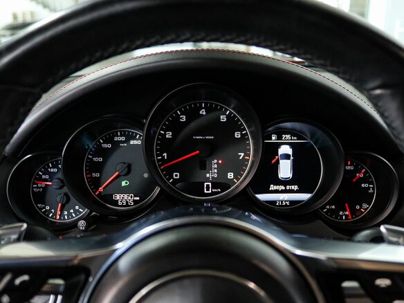 2015 Porsche Cayenne II Рестайлинг (958), красный, 3299000 рублей - вид 21