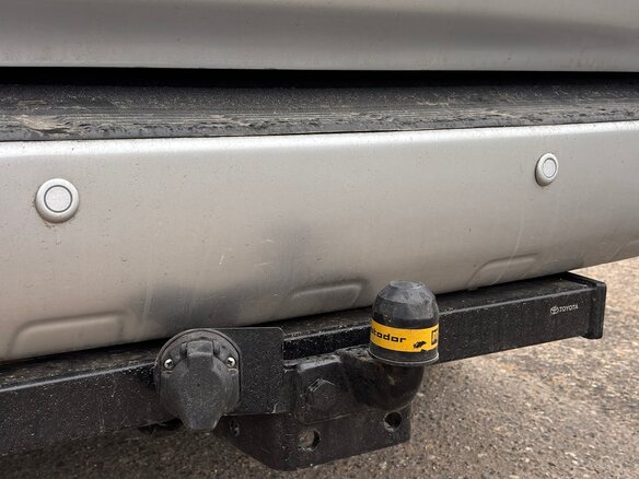 2009 Toyota Land Cruiser 200 Series, серый - вид 22