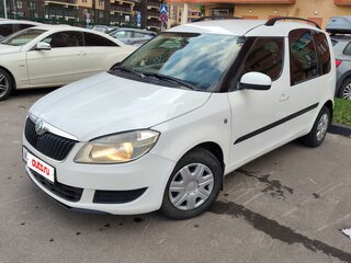 2012 Skoda Roomster I Рестайлинг, белый, 410000 рублей, вид 1
