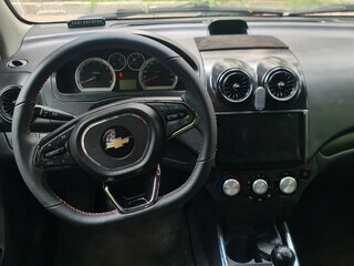 2010 Chevrolet Aveo I Рестайлинг, красный, 400000 рублей, вид 3