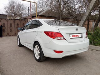2014 Hyundai Solaris I Рестайлинг, белый, 850000 рублей, вид 5