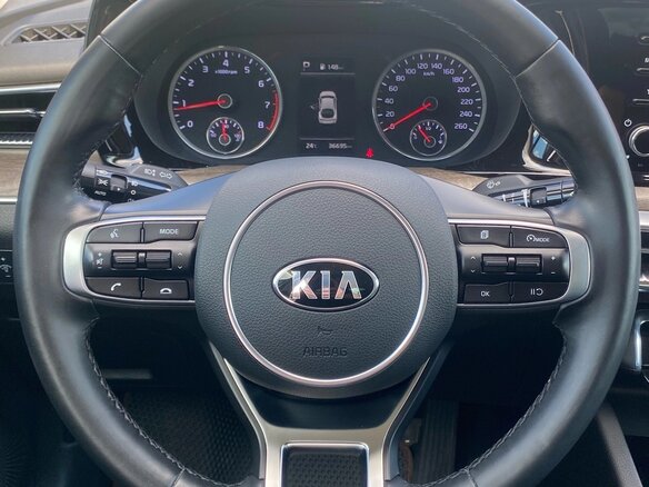 2020 Kia K5 III, белый, 2650000 рублей - вид 21