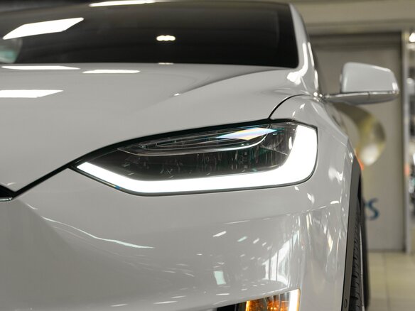 2016 Tesla Model X P90D I, белый, 7500000 рублей - вид 31