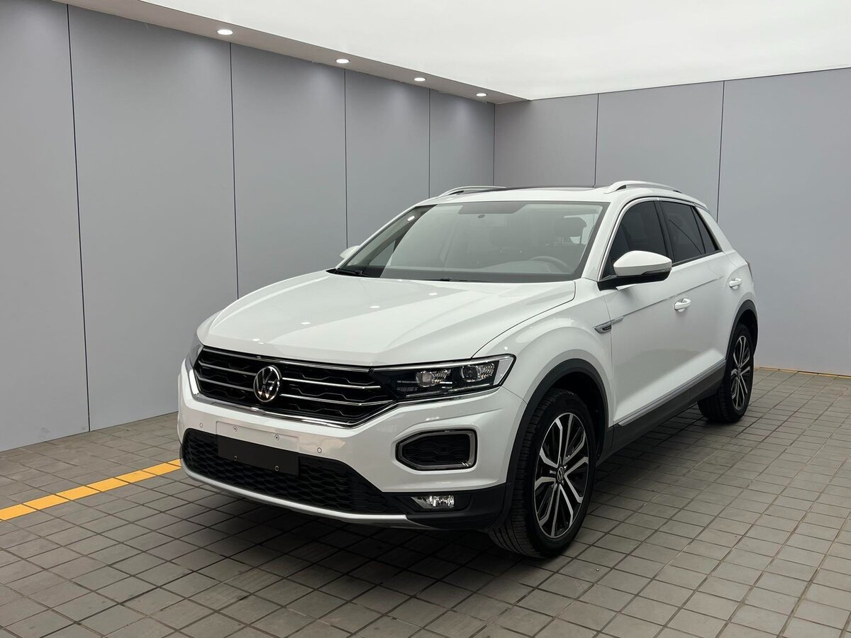 Открыть фотографии: Volkswagen T-Roc I (China Market)
