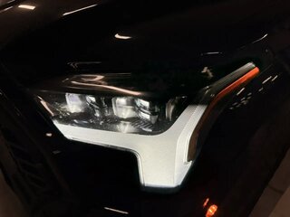 2024 Toyota Tundra CrewMax III, чёрный, 9490000 рублей, вид 3