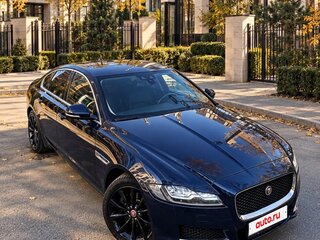 2017 Jaguar XF II, синий, 1870000 рублей, вид 3