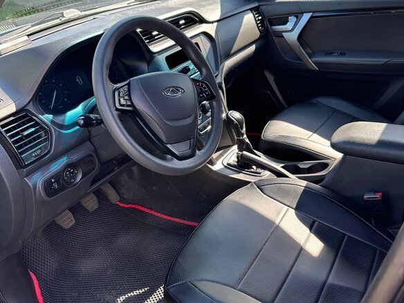 2018 Chery Tiggo 3 I, чёрный, 400000 рублей - вид 9