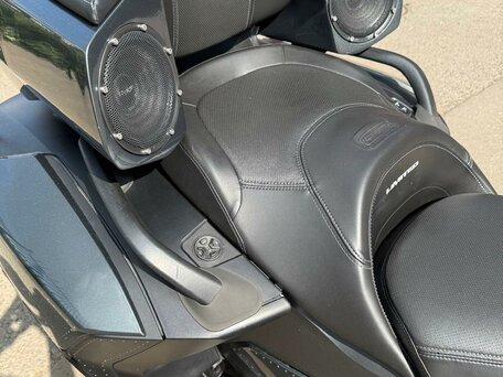 2020 BRP Can-Am Spyder, серый, 3700000 рублей, вид 5