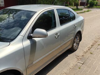 2011 Skoda Octavia II (A5) Рестайлинг, золотистый, 1050000 рублей, вид 3
