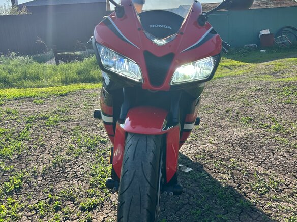 2008 Honda CBR 600RR, белый, 750000 рублей