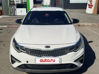 2019 Kia Optima IV Рестайлинг, белый, 1570000 рублей, вид 5