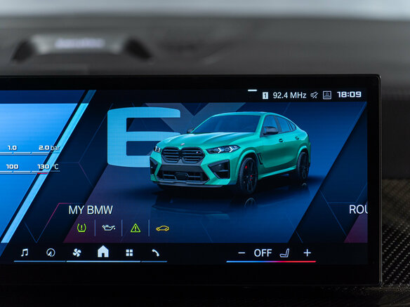 2026 BMW X6 M Competition III (F96) Рестайлинг, зелёный - вид 15